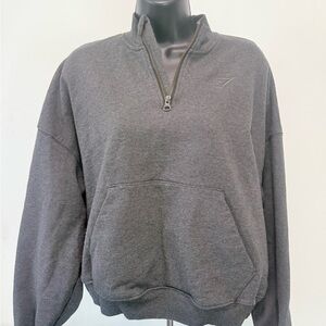 Gymshark Rest Day
Sweats Cropped Pullover in a grey color